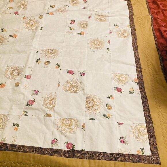 Quilt Throw with Sun and Moon Design - Picture 4 of 11